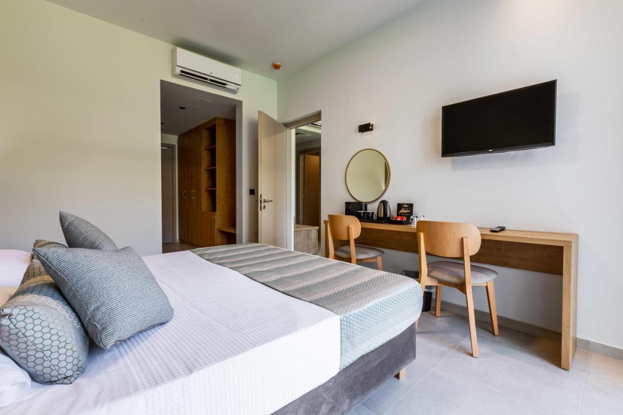 White Olive Elite Laganas Hotell Exteriör bild