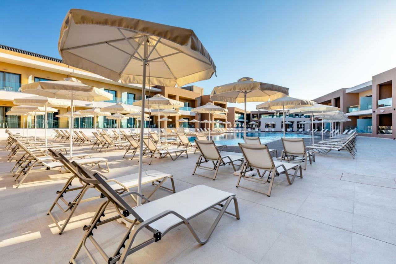 White Olive Elite Laganas Hotell Exteriör bild