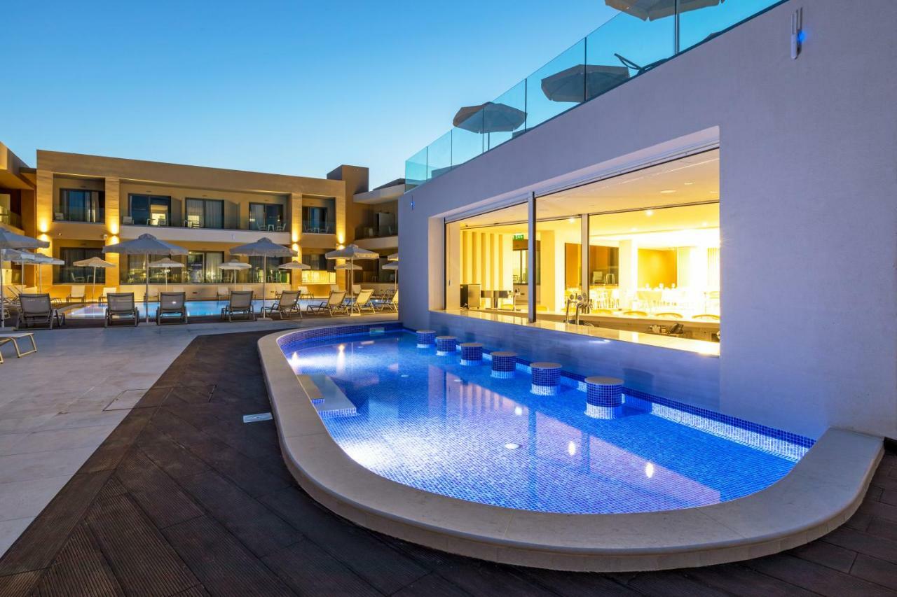 White Olive Elite Laganas Hotell Exteriör bild